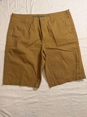 urban pipeline Men's Flat-Front Tan Shorts